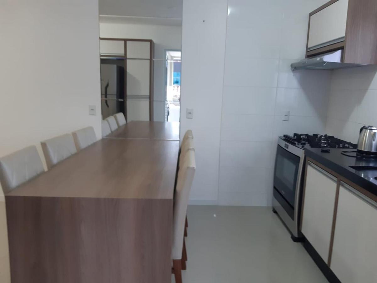 Appartamento Apartamento 2 Dormitorio Praia De Bombas Bombinhas Esterno foto